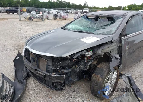 2013 Hyundai Sonata Limited z USA, uszkodzony, nr VIN 5NPEC4AC6DH673347